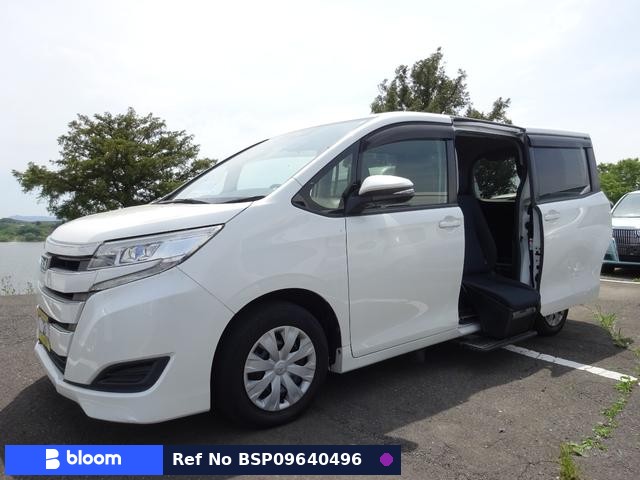 2018 Toyota Noah