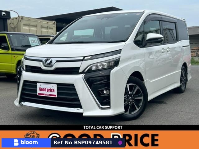 2017 Toyota Voxy