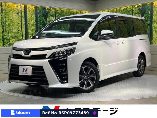 2017 Toyota Voxy