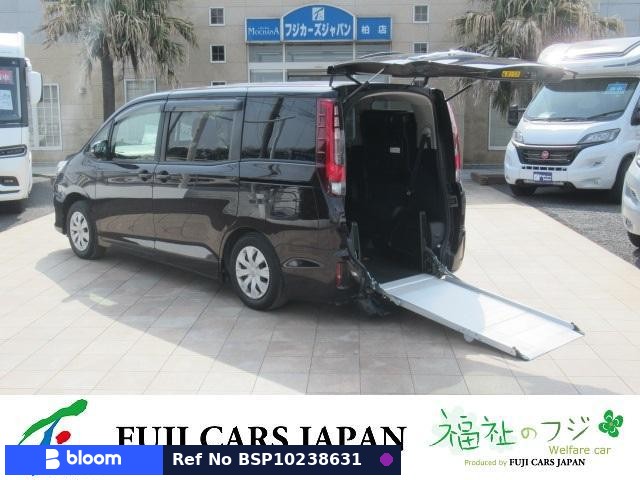 2015 Toyota Noah