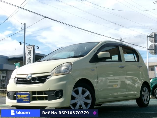 2013 Daihatsu Mira ES