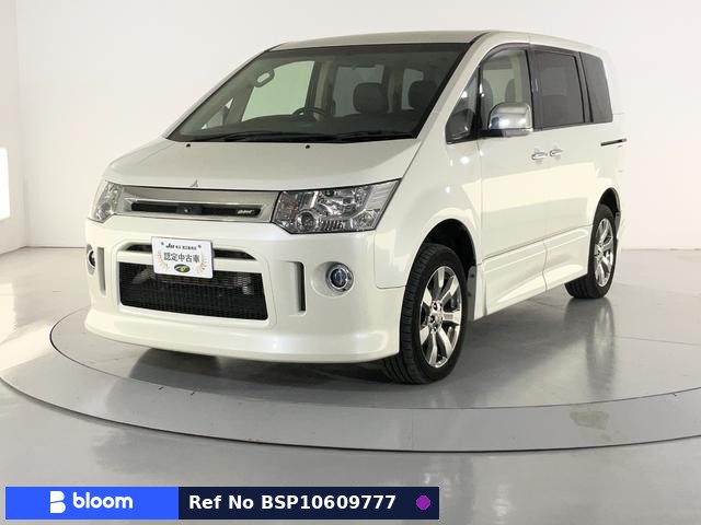 2017 Mitsubishi Delica D5