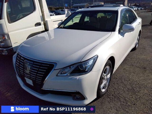 2014 Toyota Crown
