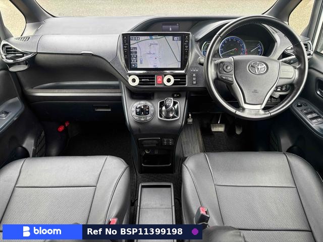 2016 Toyota Noah