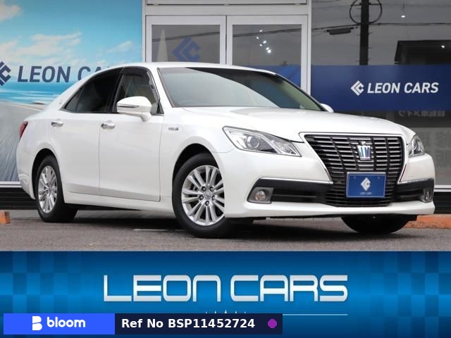 2013 Toyota Crown Hybrid