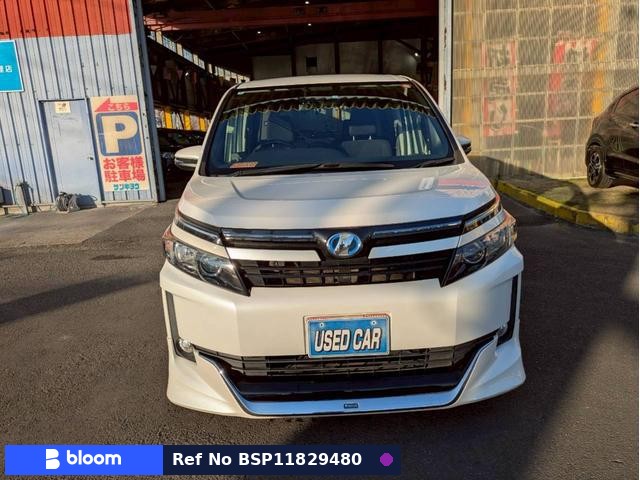 2014 Toyota Voxy