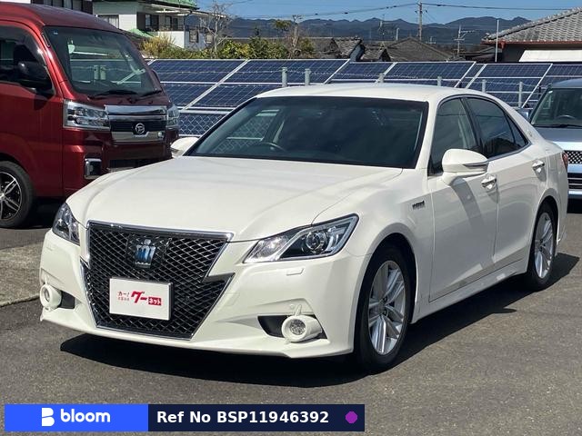2014 Toyota Crown Hybrid