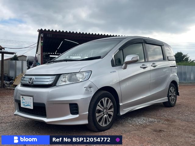 2012 Honda Freed Spike Hybrid