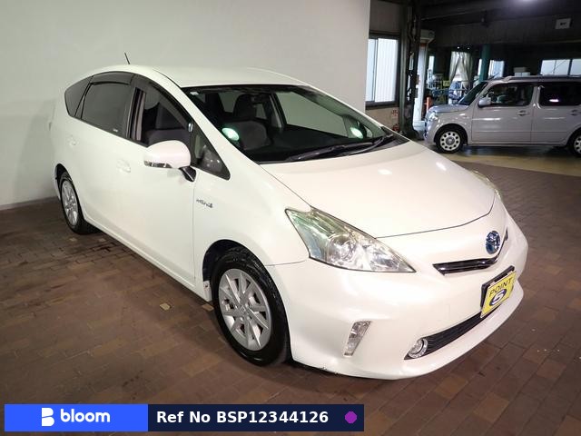 2012 Toyota Prius Alpha