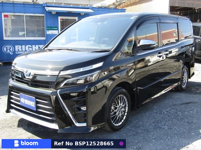 2017 Toyota Voxy