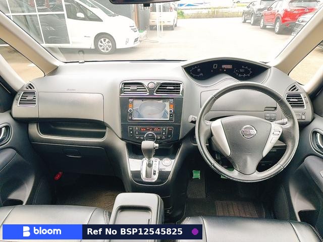 2013 Nissan Serena
