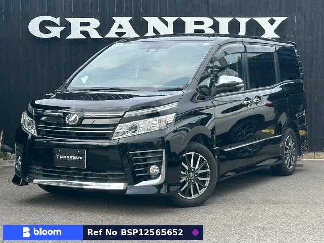 2016 Toyota Voxy