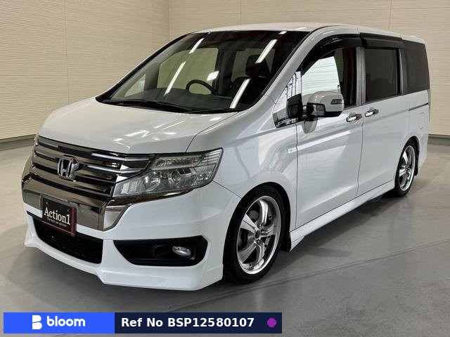 2014 Honda Stepwagon Spada