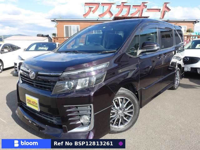2014 Toyota Voxy