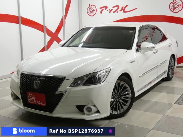 2014 Toyota Crown Hybrid