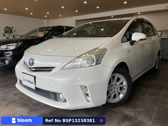 2011 Toyota Prius Alpha