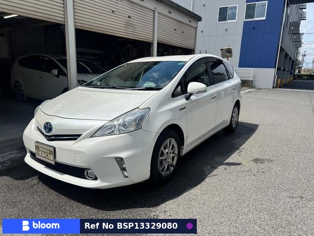 2013 Toyota Prius Alpha