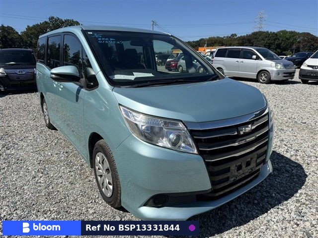 2015 Toyota Noah