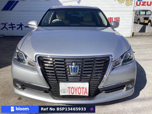 2015 Toyota Crown Hybrid