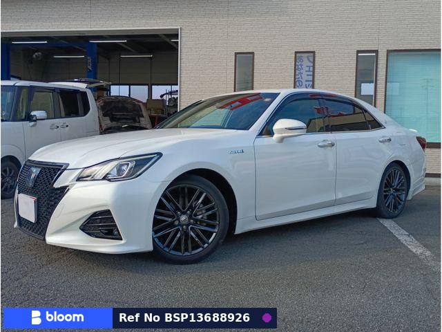 2017 Toyota Crown Hybrid