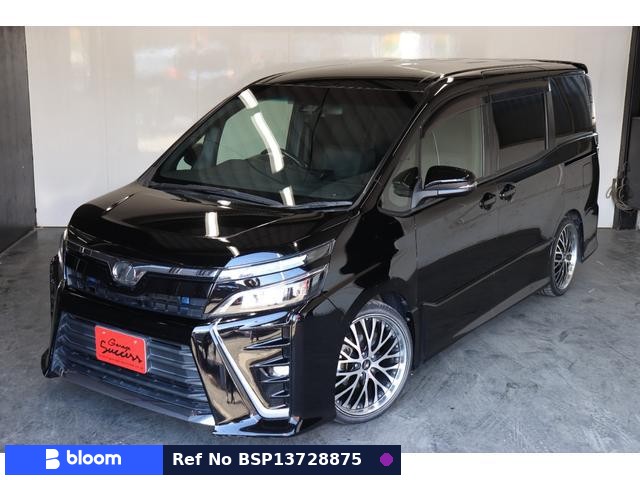 2017 Toyota Voxy