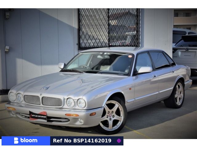 2002 Jaguar XJ