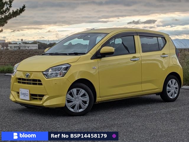 2018 Daihatsu Mira ES