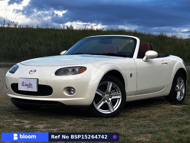 2005 Mazda Roadster