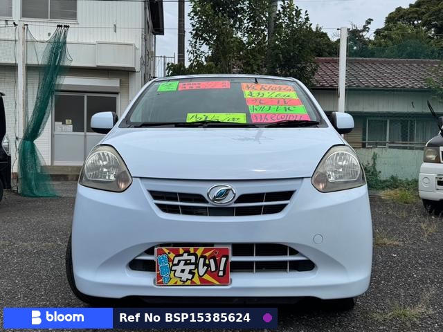 2013 Daihatsu Mira ES