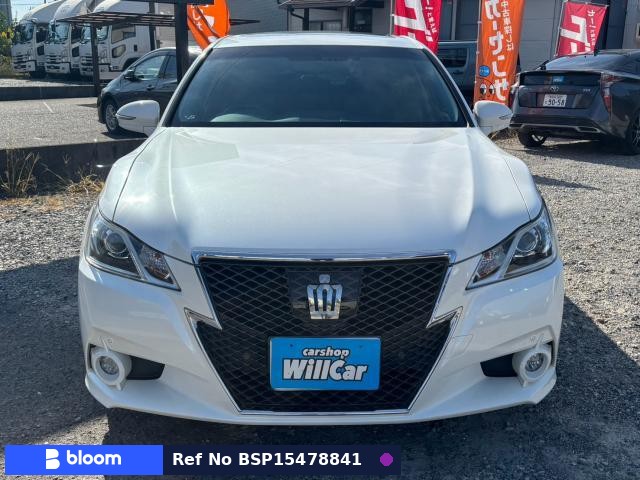 2014 Toyota Crown Hybrid