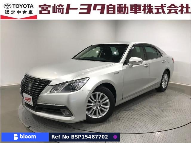 2013 Toyota Crown Hybrid