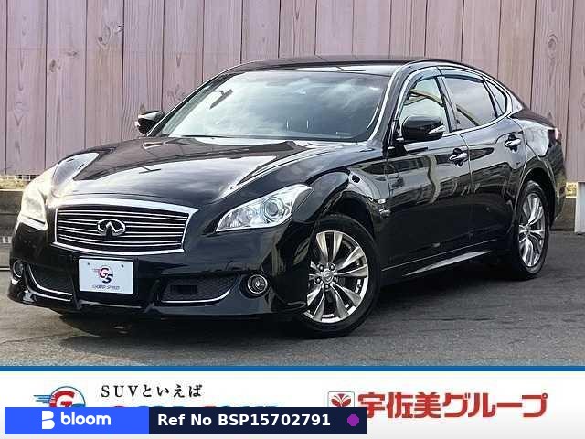 2013 Nissan Fuga Hybrid