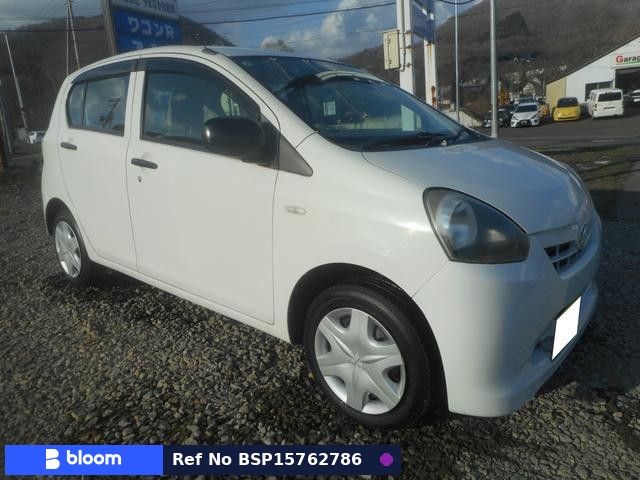 2013 Daihatsu Mira ES