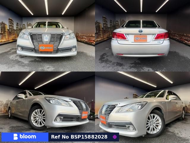 2013 Toyota Crown Hybrid