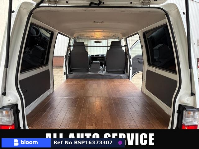 2011 Mitsubishi Delica VAN