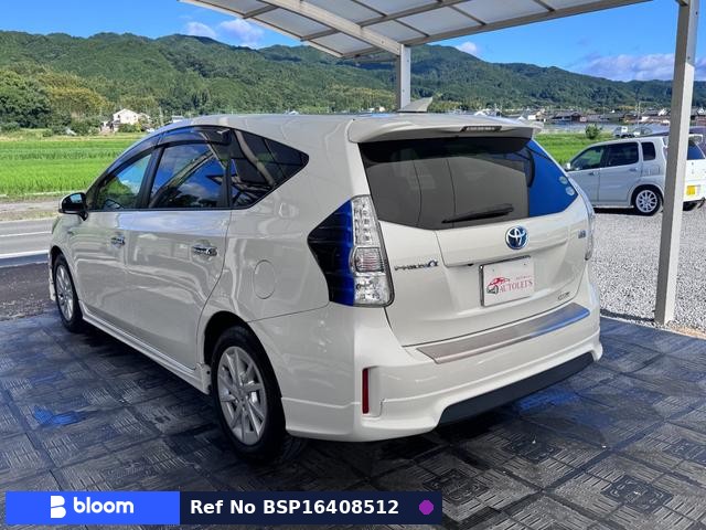 2012 Toyota Prius Alpha