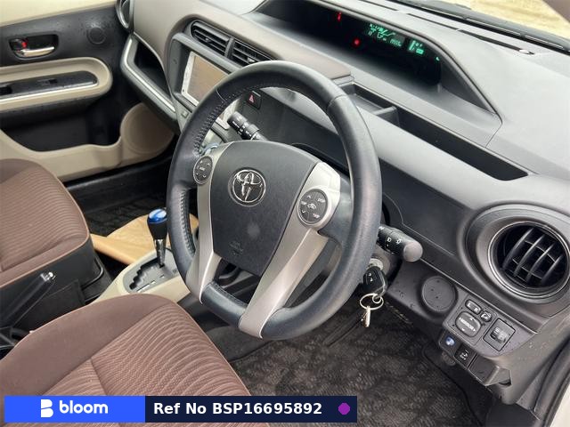 2013 Toyota Aqua