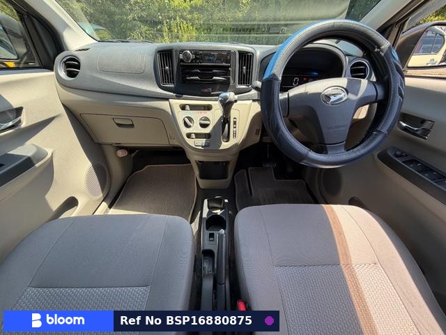 2014 Daihatsu Mira ES