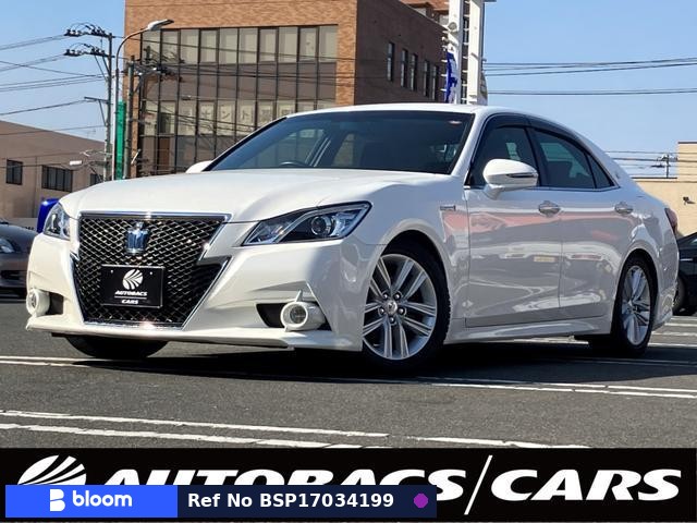2013 Toyota Crown Hybrid