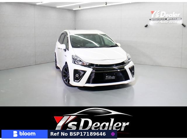 2017 Toyota Prius Alpha