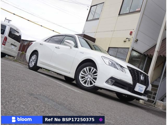 2014 Toyota Crown Hybrid