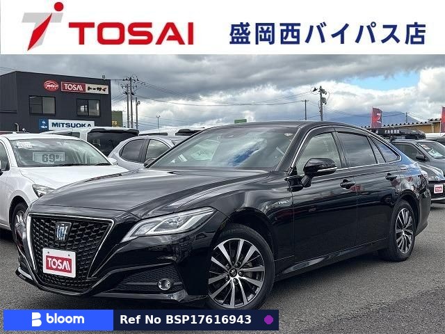 2019 Toyota Crown Hybrid