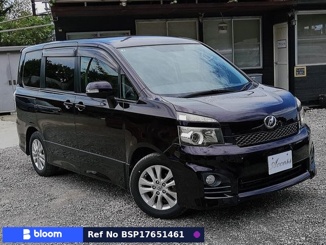2010 Toyota Voxy