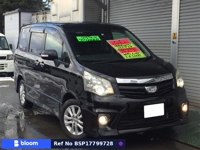 2012 Toyota Noah
