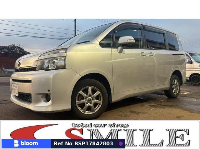 2011 Toyota Voxy