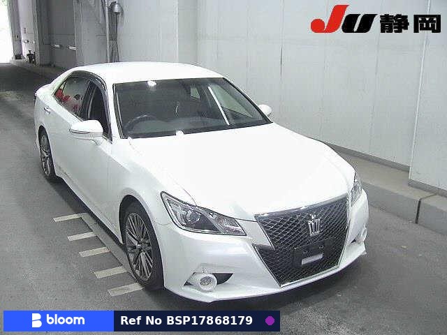 2013 Toyota Crown