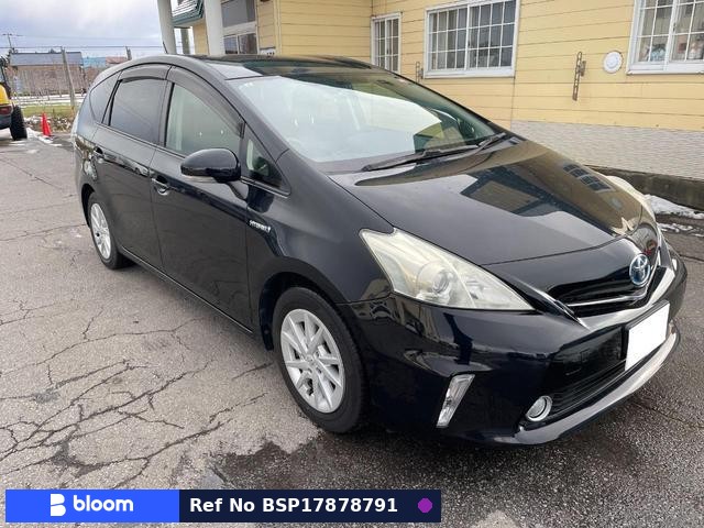 2012 Toyota Prius Alpha