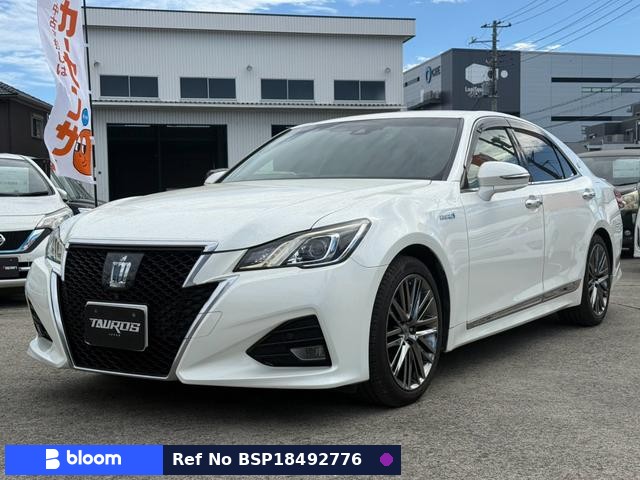 2016 Toyota Crown Hybrid