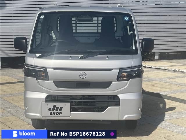2026 Nissan Clipper Truck