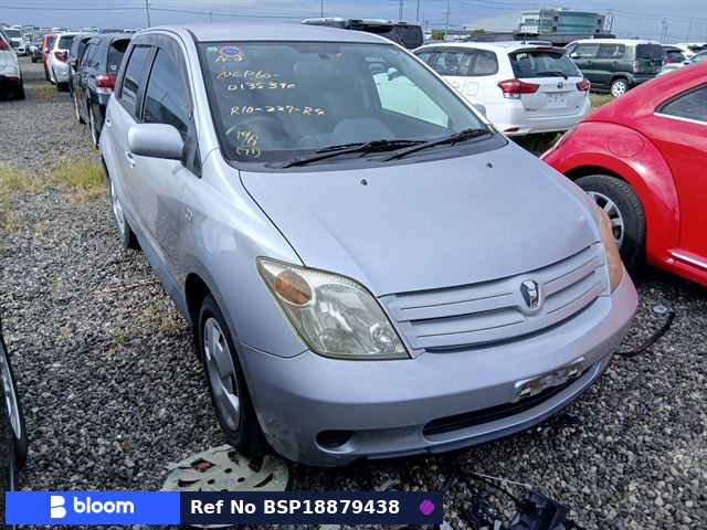 2003 Toyota IST